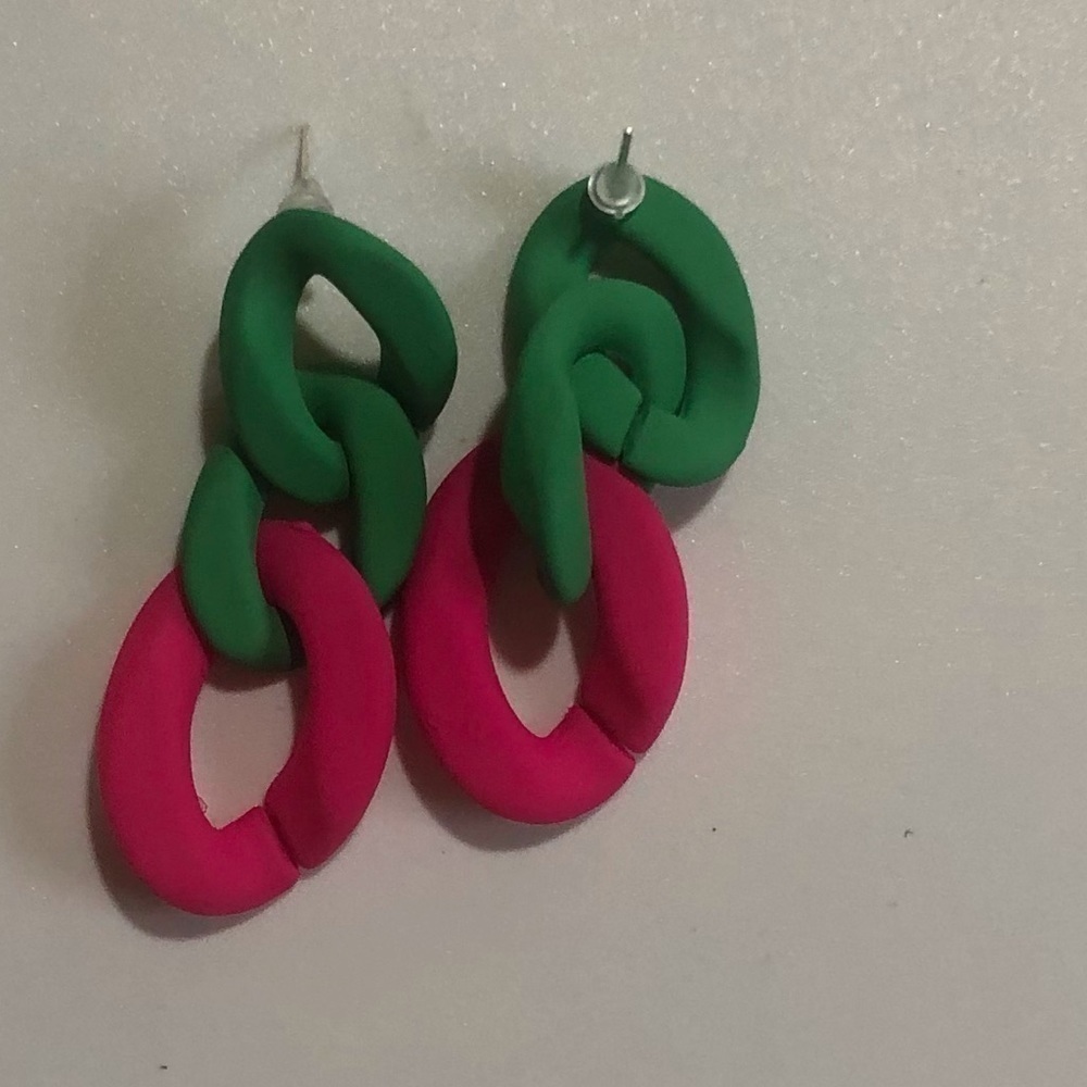 SOLD OUT ***Pink & Green Link Earrings - Picture 2 of 2